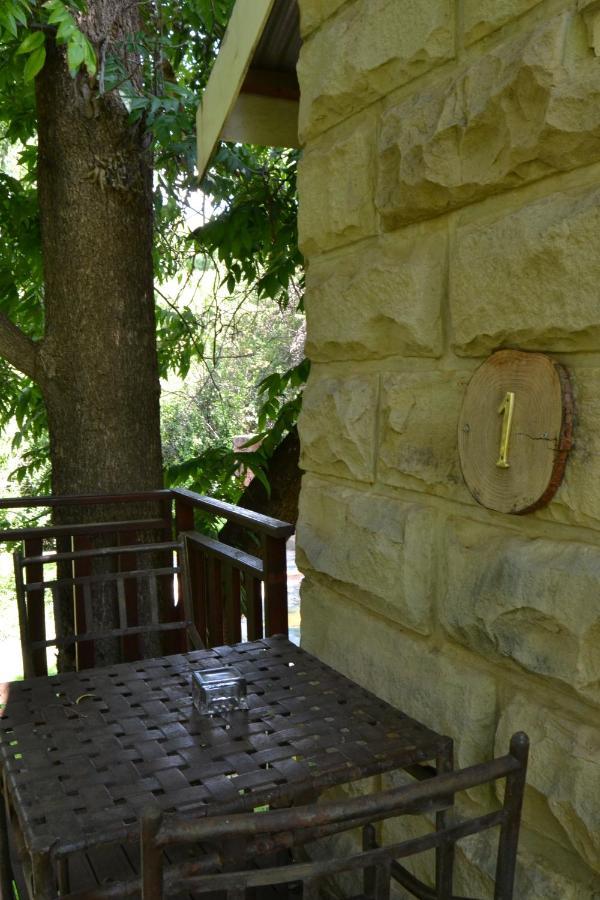 Woodlands Escape Clarens Hotel Exterior foto